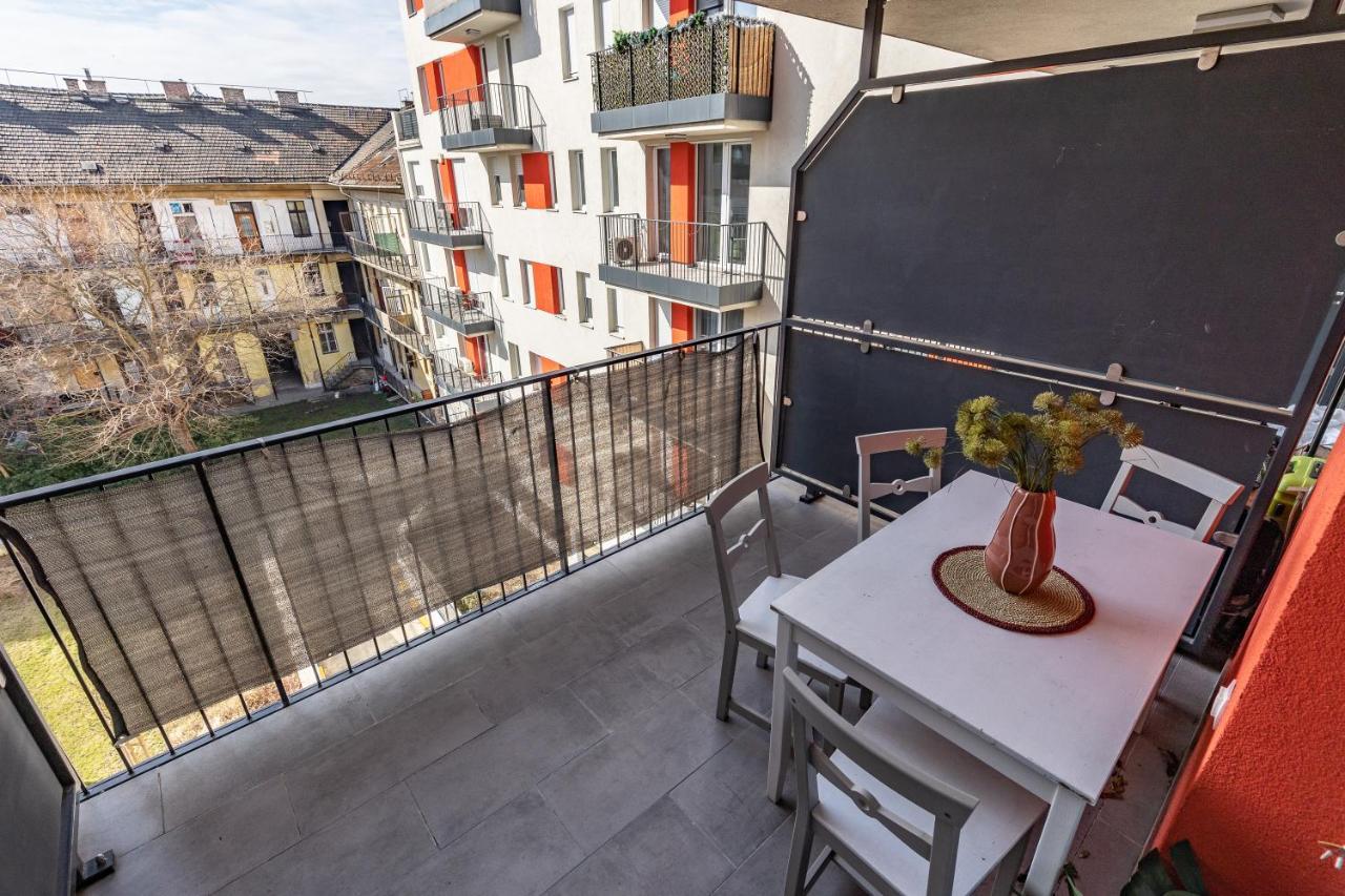 All You Need In Bp - Garage, Terraces, Aircon Budapest Exterior photo
